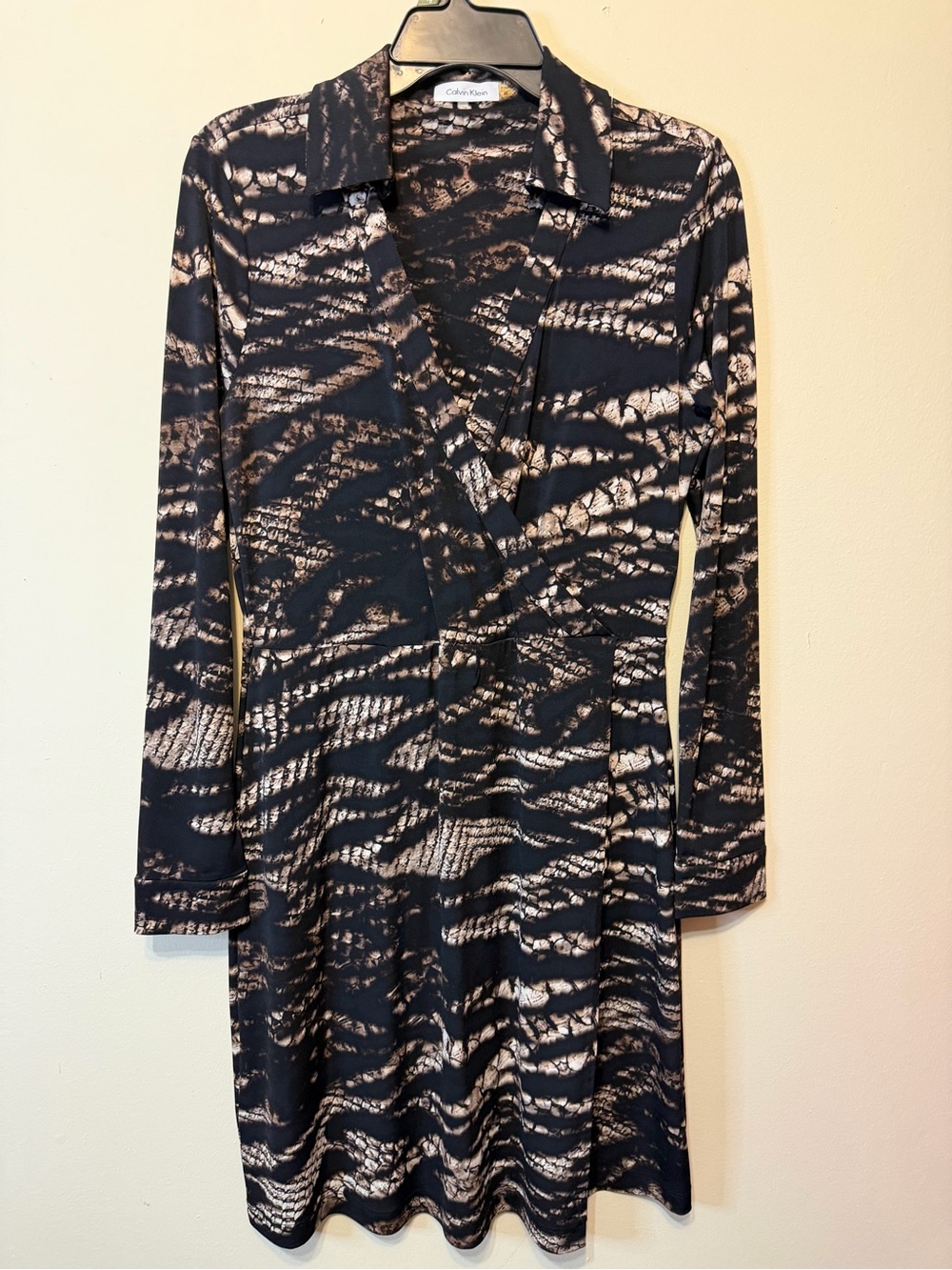 Calvin Klein Black & Beige Patterned Midi Wrap Dress